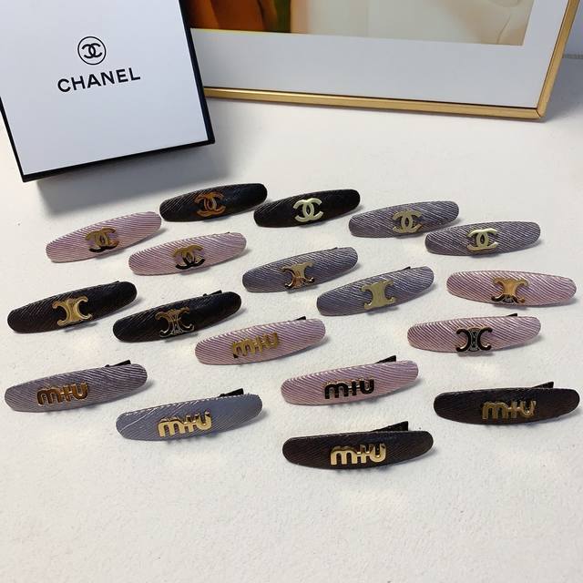 chanel Xiaoxiang Chanel hairpin titanium steel logo side clip bangs clip pressur