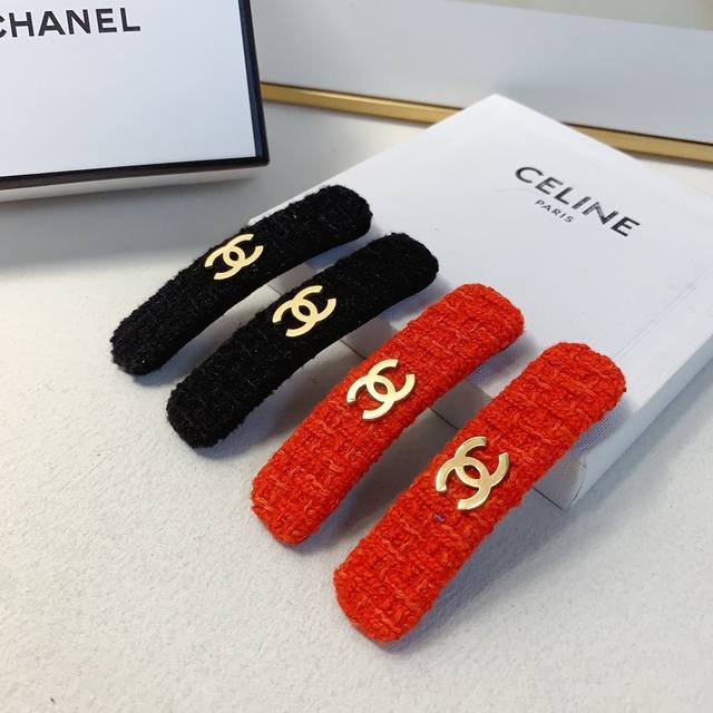 chanel Xiaoxiang Chanel hairpin thick titanium steel logo side clip bangs clip B