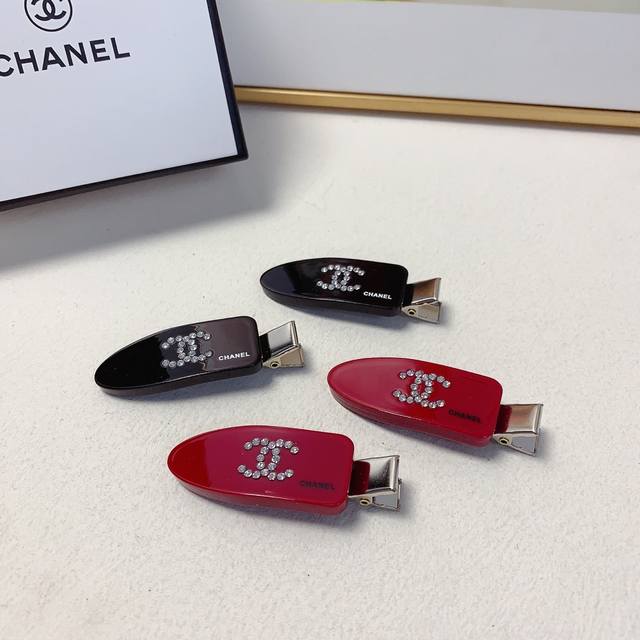 chanel Xiaoxiang Chanel hairpin full diamond logo side clip bangs clip pressure