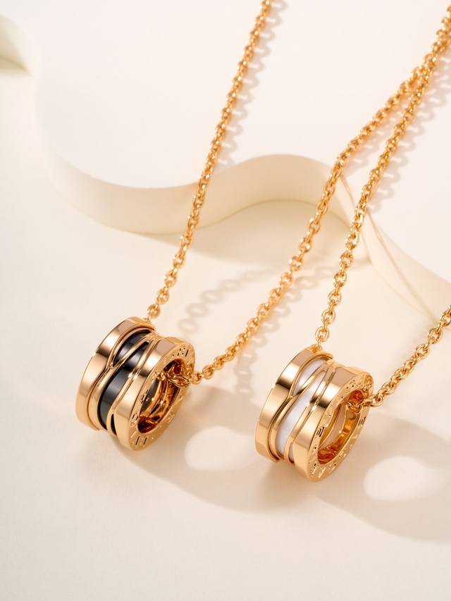 The B.Zero1 Rock collection draws inspiration from the famous Roman amphitheater