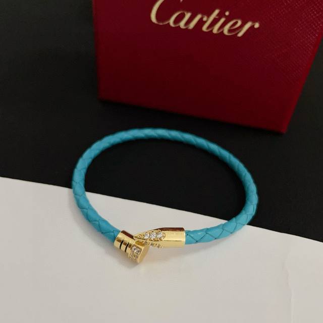 Cartier nail-encrusted diamond bracelet, a hit on Xiaohongshu and Douyin, a high