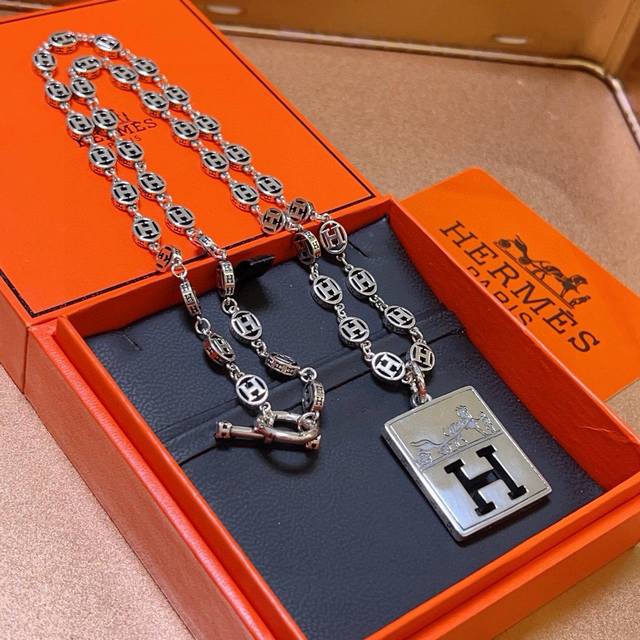 Hermes necklace H disc series jewelry imported and customized. High-end chain c