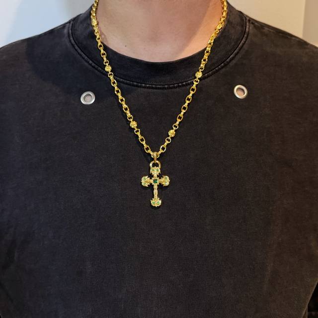 Counter quality Chrome Hearts gold cross flower ball necklace, green diamond fla