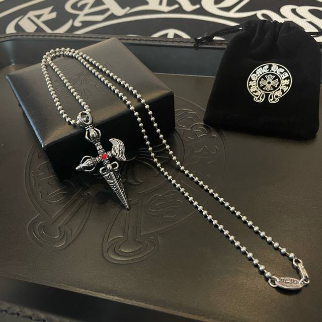 New counter quality Chrome Hearts classic retro pearl necklace with a cross swo