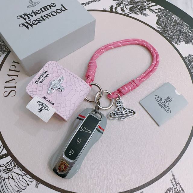 New product release: Empress Dowager Cixi keychain, bag buckle, earphone case,