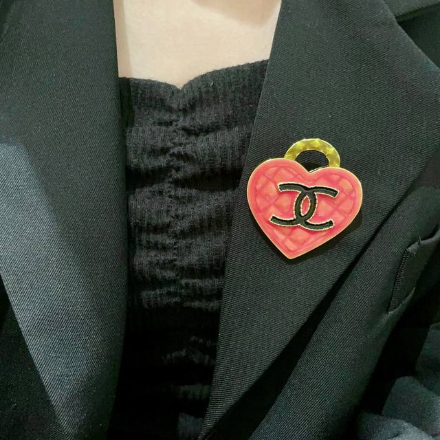 Chanel love double C brooch