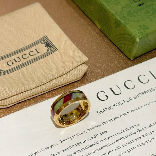 The latest and most upscale Gucci ring, a celebrity favorite. Anger Forest serie