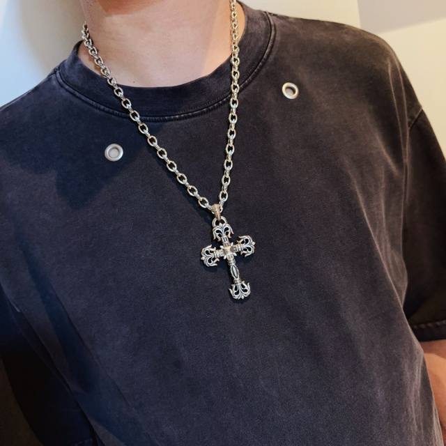 Counter quality Chrome Hearts cross necklace, large flame cross pendant with con