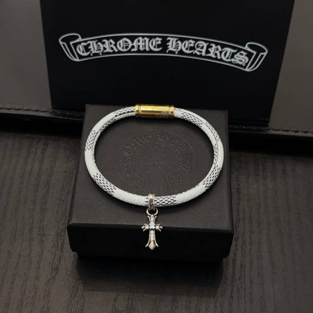 New counter quality Chrome Hearts cross leather bracelet, with different concav