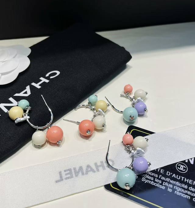 Chane Chanel colorful dopamine grape cluster combination earrings colorful bubbl