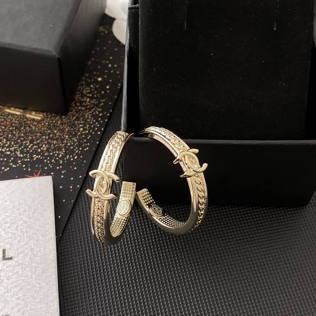 New double C snake bone hoop earrings ~ Hot-selling earrings Cuban chain snake