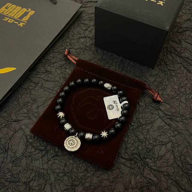 New arrival: Goro's Takahashi Goro black agate small silver bracelet. This prem