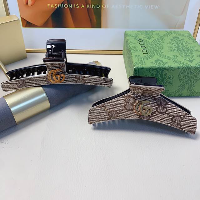 gucci Gucci Gucci grab clip new titanium steel logo grab clip temperament versat