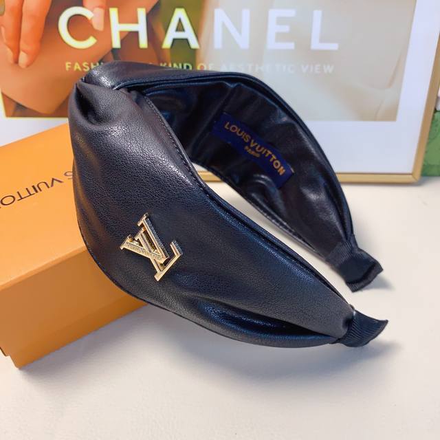 lv Louis Vuitton Donkey brand headband Gallic top sheepskin leather simple light