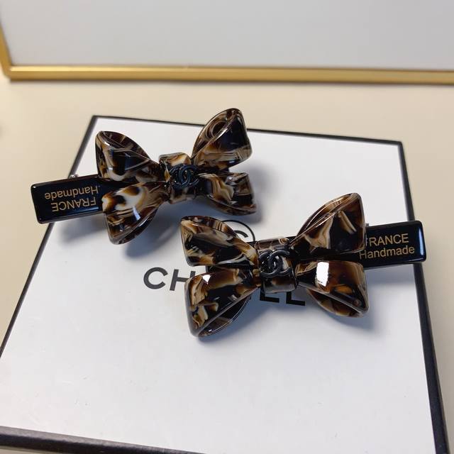 chanel Xiaoxiang Chanel hairpin acetate bow pressure clip edge clip daily exquis