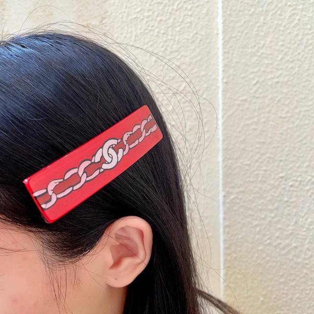 Chanel classic chain double C hairpin