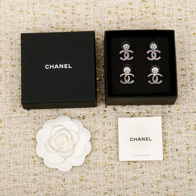 250535 Our products are on pre-sale and will be shipped at the end of the month.