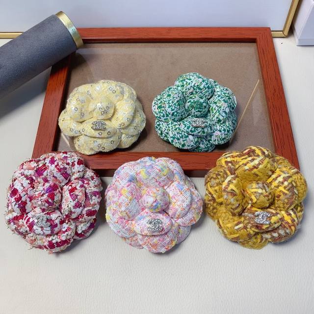 chanel Xiaoxiang Chanel brooch three-dimensional version of light luxury Xiaoxia