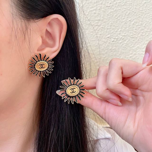 Chanel Sun Double C Earrings