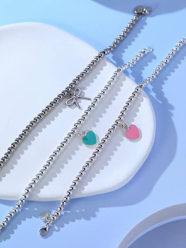 Sterling silver, T's classic star model, it is no exaggeration to say that it is