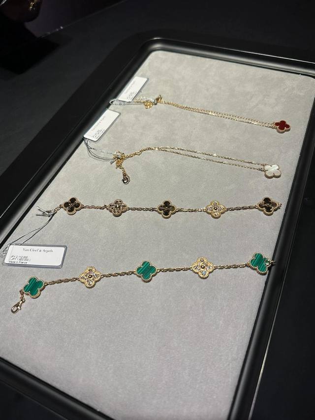 V gold material Vca malachite diamond four-leaf clover five-flower bracelet