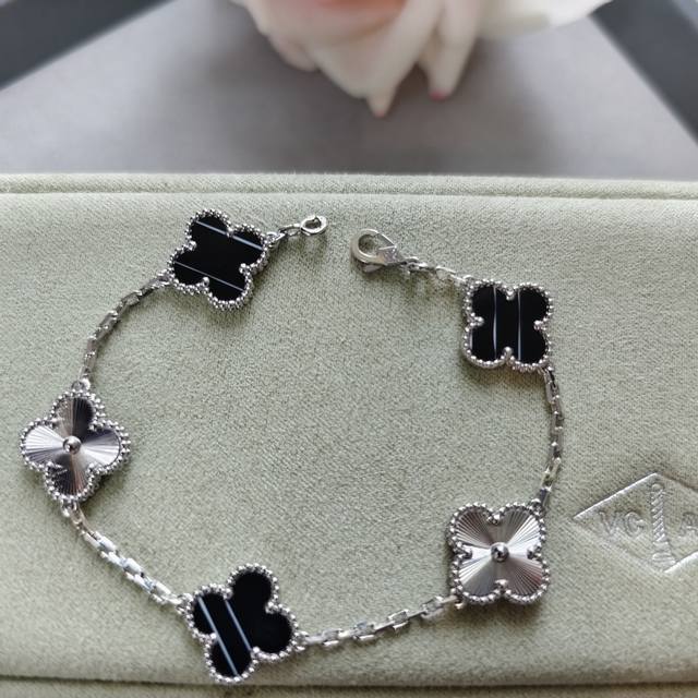 V gold material Vca veined onyx laser five-flower four-leaf clover bracelet