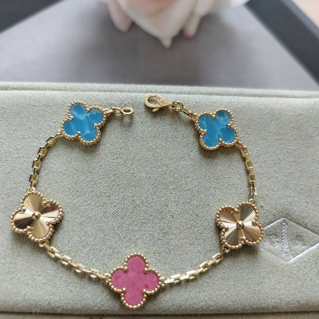 V gold material Vca natural stone color matching four-leaf clover five-flower br