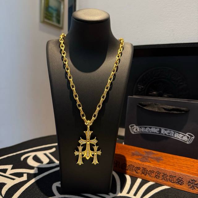 New counter quality Chrome Hearts cross letter necklace with full diamonds, thi