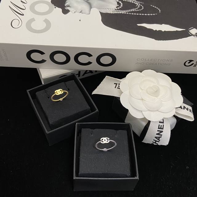 2 colors Chanel new vintage ring : retro and fashionable closed eyes into