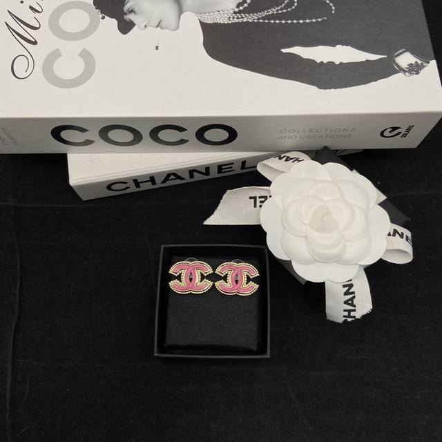 Chanel 24p pink resin glass earrings I fell in love with them at first sight, s
