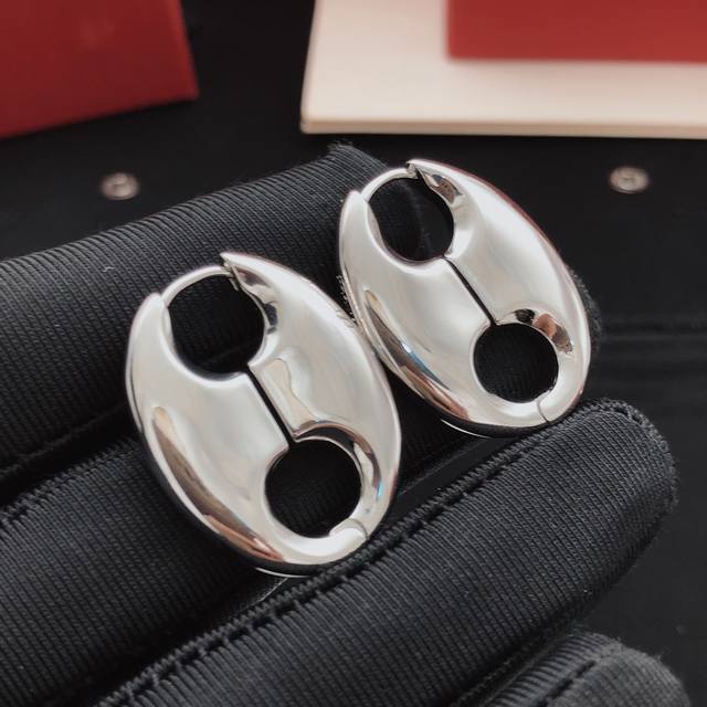 Good year Ged0190 Gucc*Latest pig nose smooth earrings consistent Zp brass mater