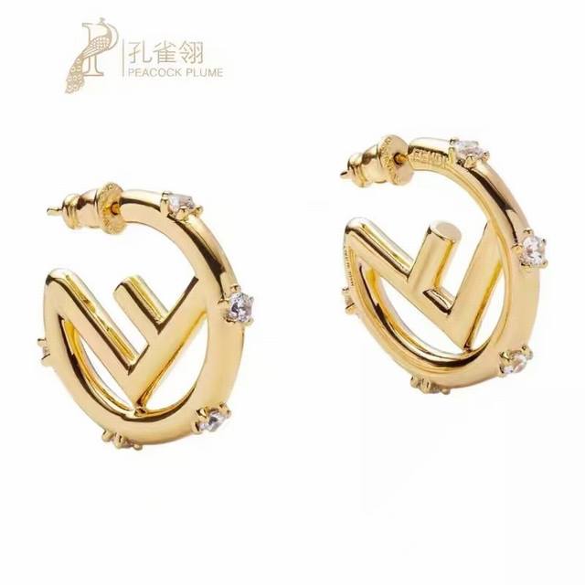 Fendi Fendi high-end custom hot-selling new simple and generous earrings are gor
