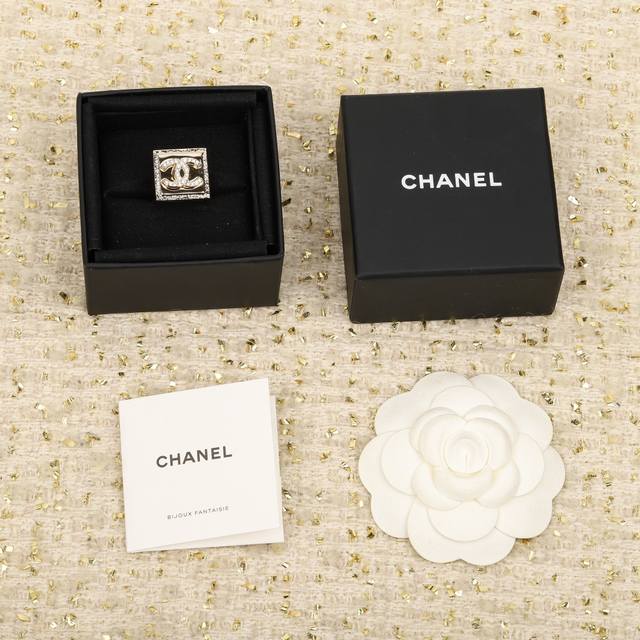 208513 We produce Zp6240. For large quantities, please consult customer service