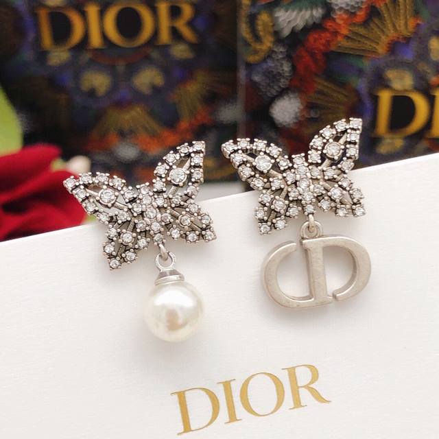 No. Ded0531 Dio* latest butterfly earrings consistent Zp brass material