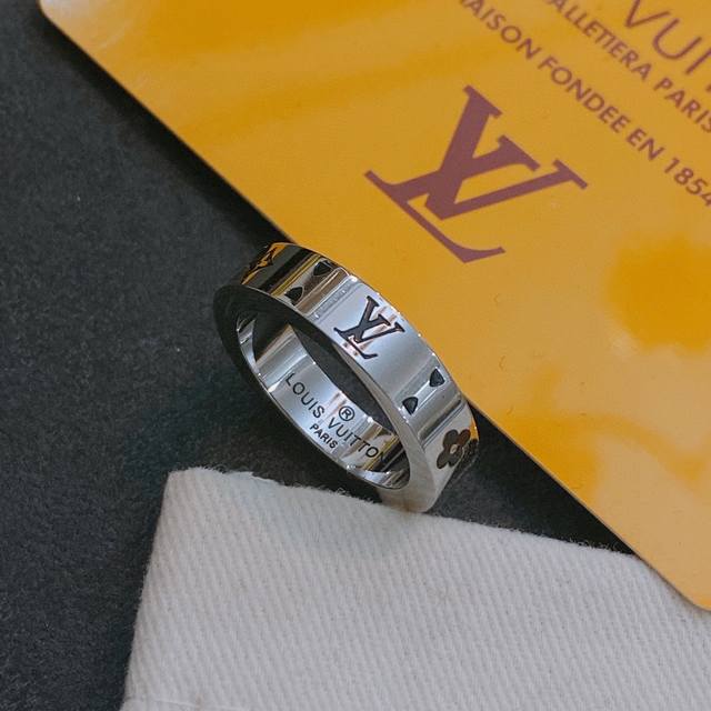 2630 New original goods Lv ring Louis Vuitton counter consistent material popula