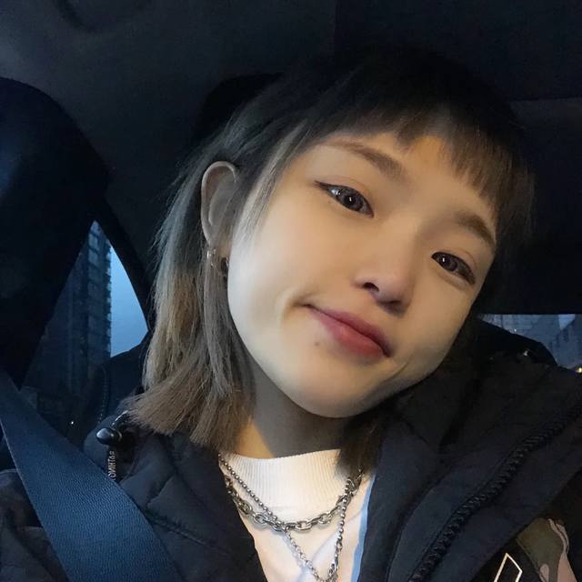 Trendy Gucci letter bracelet, a wave of wearing pictures