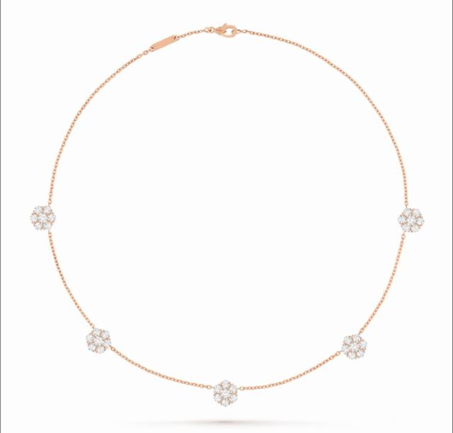 Van Cleef & Arpels necklace made of thick gold electroplated with 5 floral neck