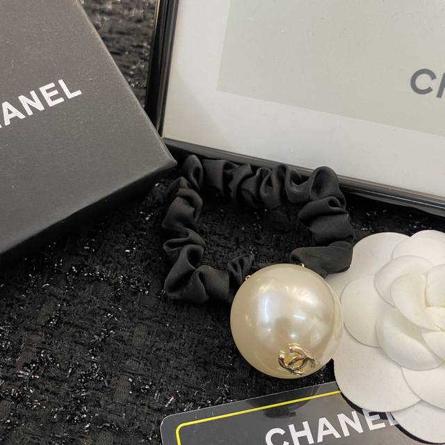 Code A3100 19 New Arrival Heavy Duty Chanel's ultimate hair tie, a hit, back in
