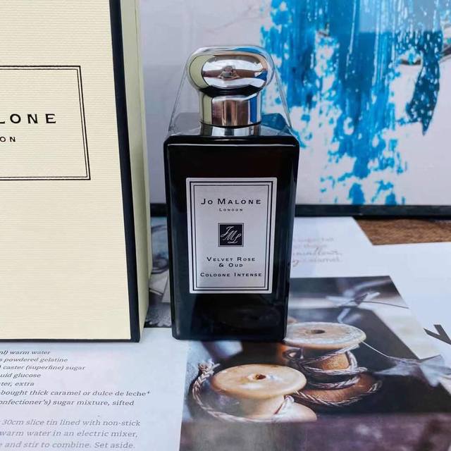 High-end quality Jo Malone L ONdon Velvet Rose & Oud Ml perfume. A highly regard