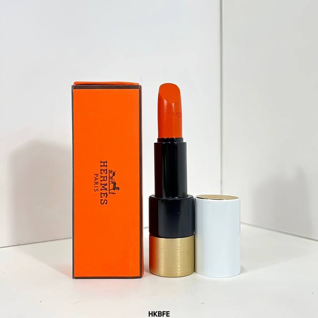 High-quality Hermes lipstick 3.5G. HKBFE code! Original boxed Ddd. Officially sy