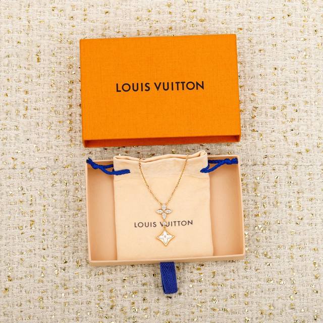 We produce Louis Vuitton shell and diamond necklaces, customizable with genuine