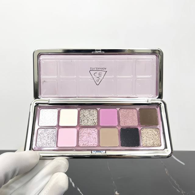 High-quality 3Ce 12-color eyeshadow palette. Bfwocs code! Creative Filter# Drago