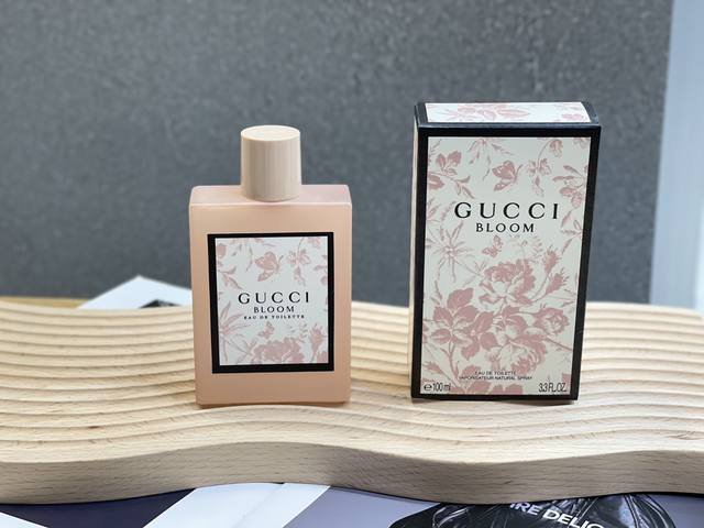 Original Quality Gucci has released a new fragrance! Bloom Eau de Toilette Showc