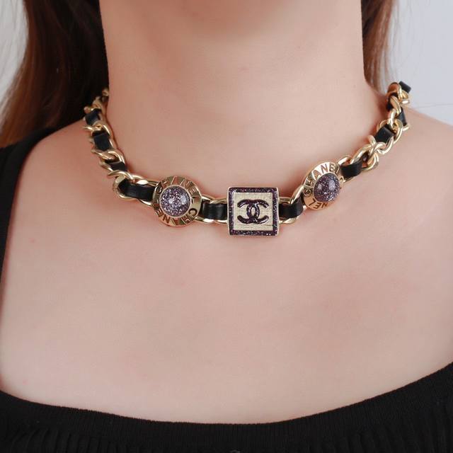 The new Chanel necklace is so beautiful! This new choker is a must-have accessor