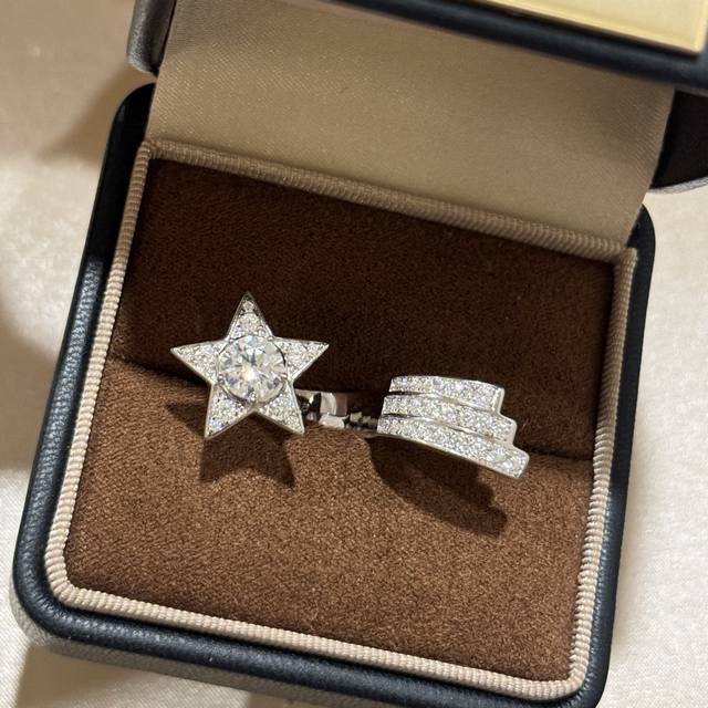 A3361 New High-End Jewelry Exquisite Luxury Comet and Meteor Opening Double Fing