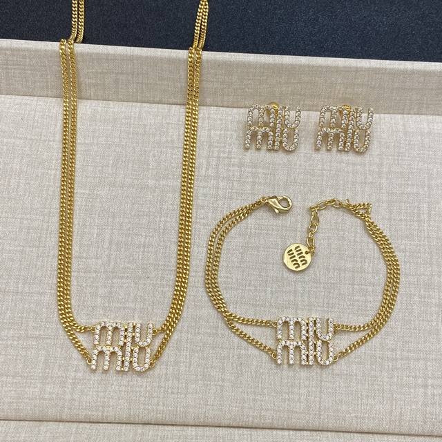 New Necklace P Bracelet Earrings 28 Ddd