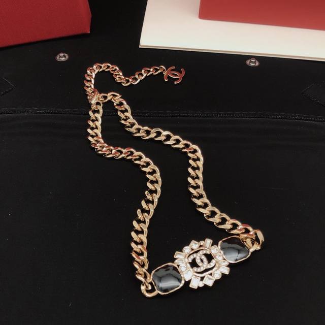 Item No. Xxl0288 Ch*Nel Latest Style Marquise Square Diamond Black Necklace, Mat