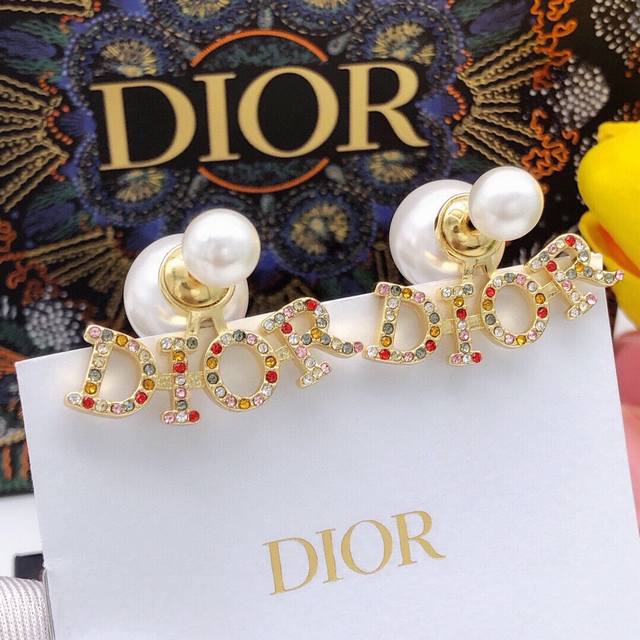 Item No. Ded0117 New Arrival Original Dior Colored Diamond Letter Pearl Earrings