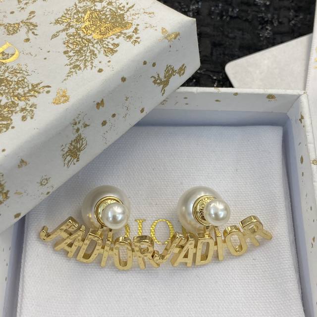 Code E1326 earrings, hot-selling style, newly arrived! Ddd, exclusive high-end q