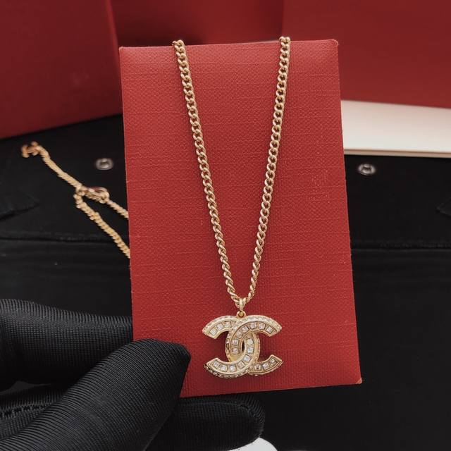 Item No. Xxl0350 Ch*Nel Latest Classic Double C Diamond Necklace, Batch Z, Brass